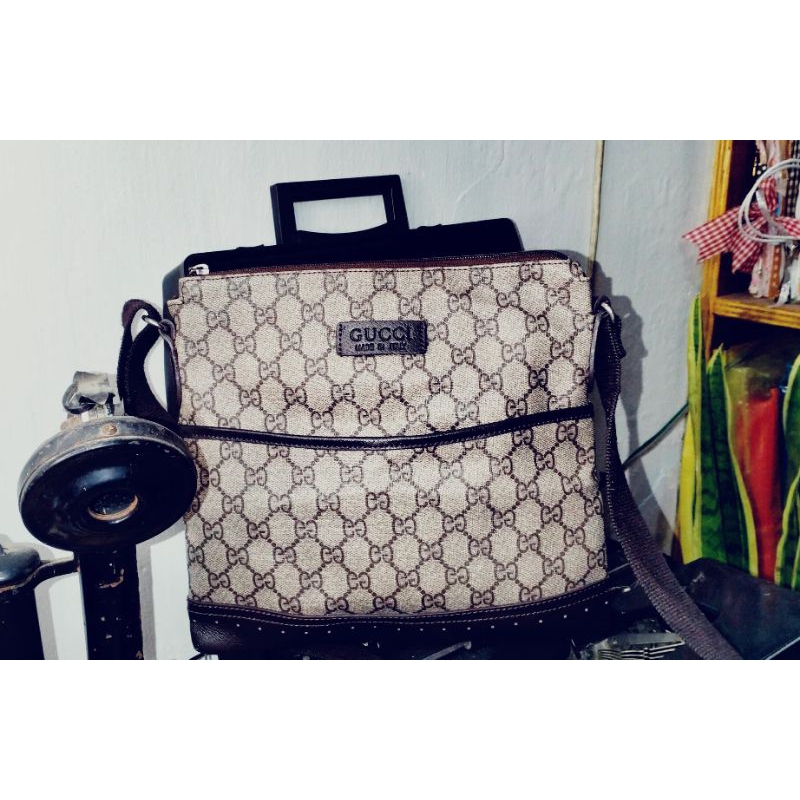 Shoulder bag Gucci