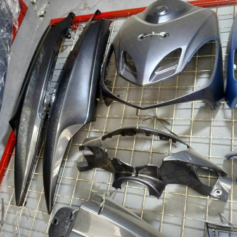 body halus yamaha mio smile abu abu original 28d