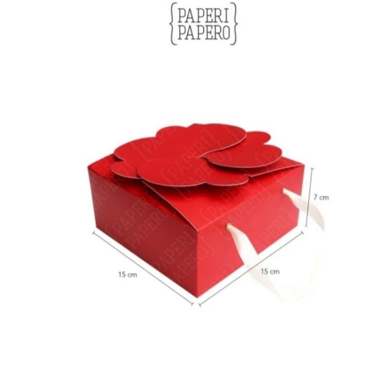 

Clover Box Isi 1 toples 500gr - Kotak Kue Kering Parcel