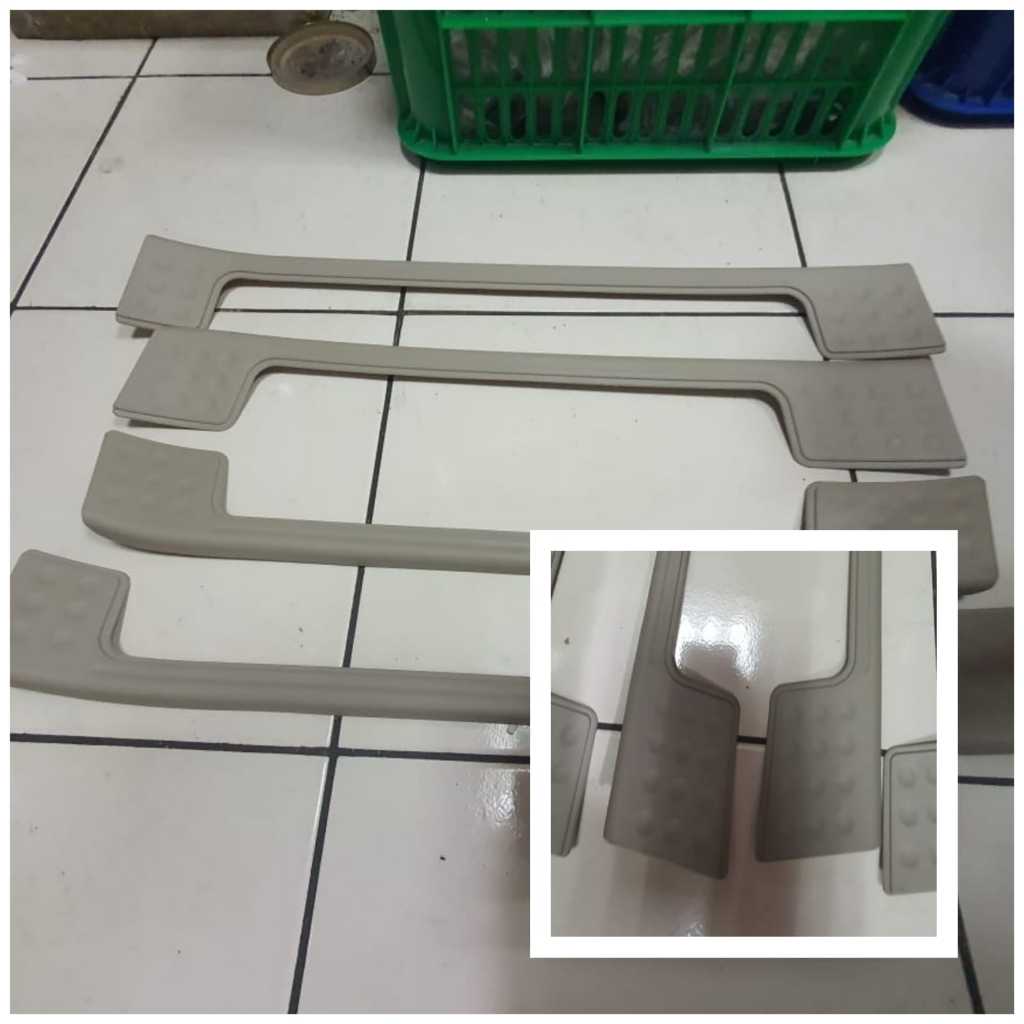 Sill Plate Samping Avanza Old Lama Vvti 2004 - 2011 Cream