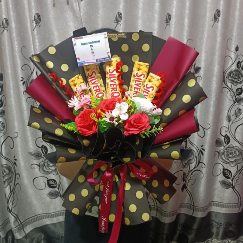 

buket coklat silverquen valentine 5 coklat gift ulangtahun valentine aniversery