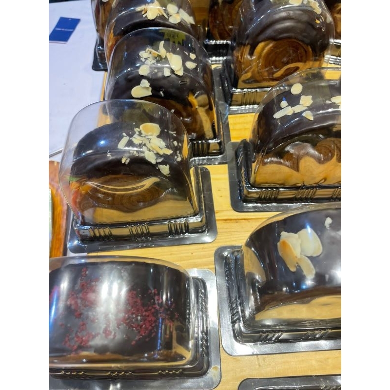 

kue cromboloni isi aneka rasa