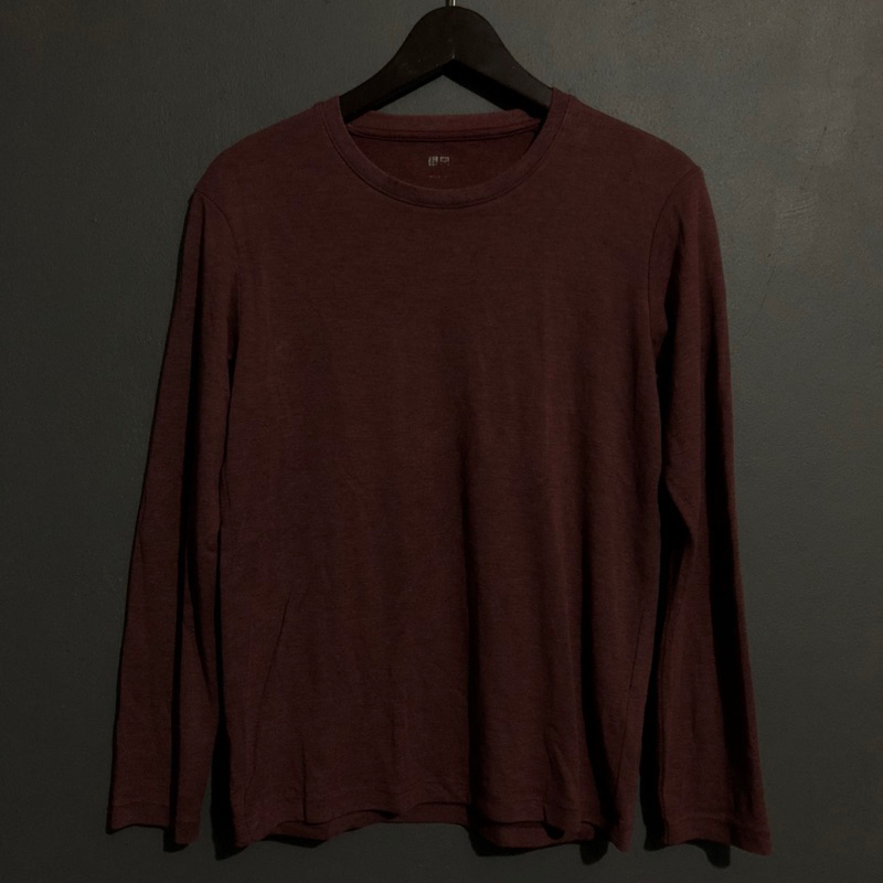Kaos Panjang Uniqlo Maroon Polos Original