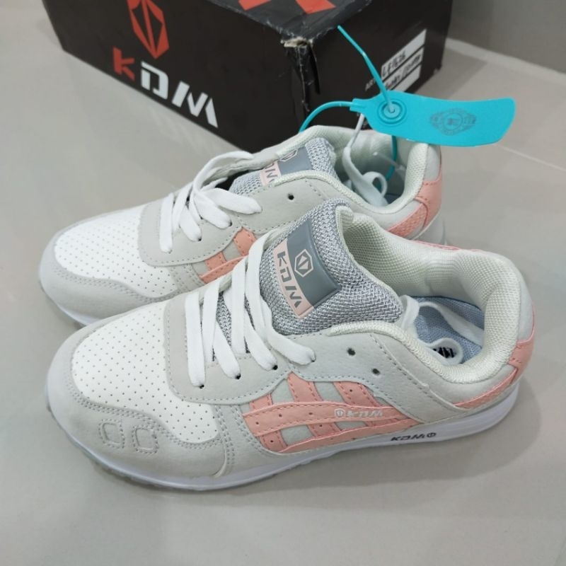 Sepatu KDM original unisex super empuk