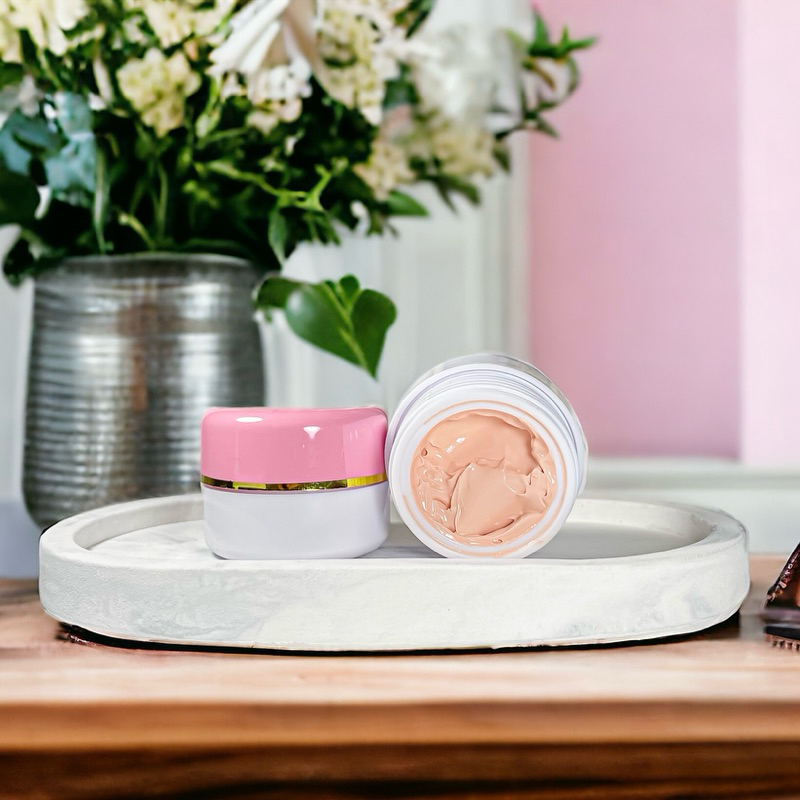 dr. Titik Wahyuningsih - SUPER GLOW DAY CREAM TINTED EROPA