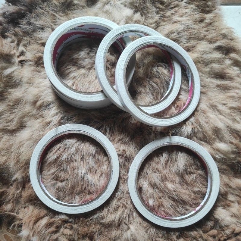 

Lakban Double Tape / Isolasi Bolak Balik