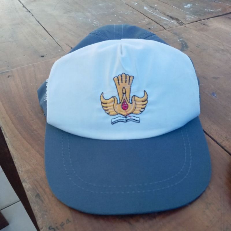 topi sma