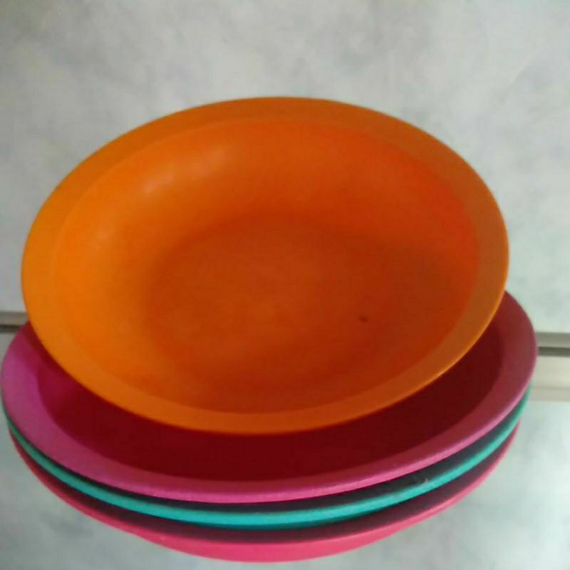 Piring CressendoTupperware Second.