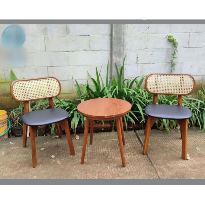 SET KURSI MEJA CAFE RETRO ROTAN-KURSO CAFE JATI ROTAN-MEJA CAFE BUNDAR