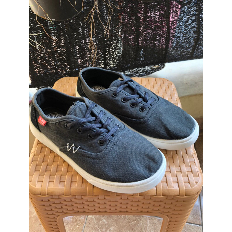 Sepatu Wakai Uwabaki Black