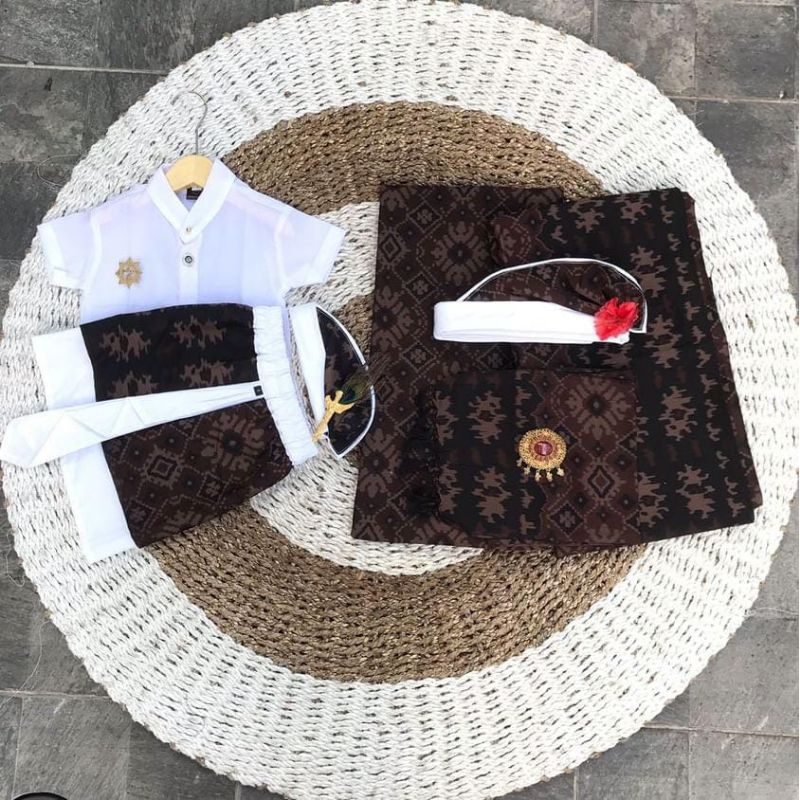 set kamen udeng saput couple family 3 bulanan/otonan