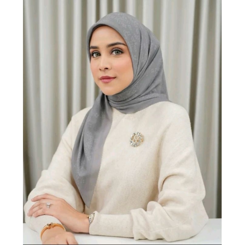 Monogram Scramble Buttonscarves BS XL