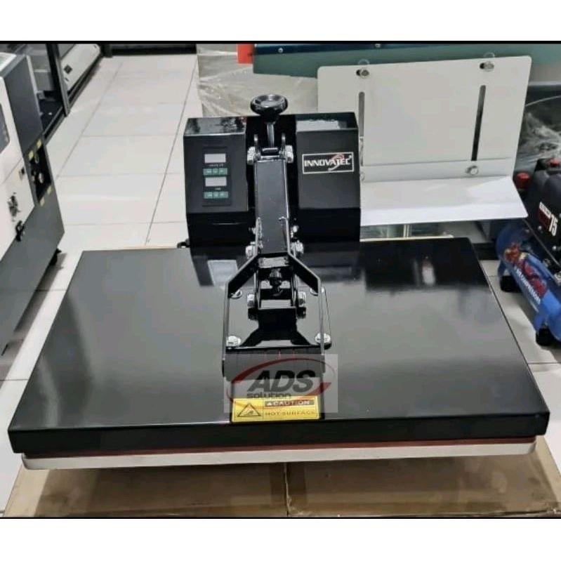 

Mesin Sablon Baju Kaos Jersi 40x60 Hitam Innovatec Digital Heat Press