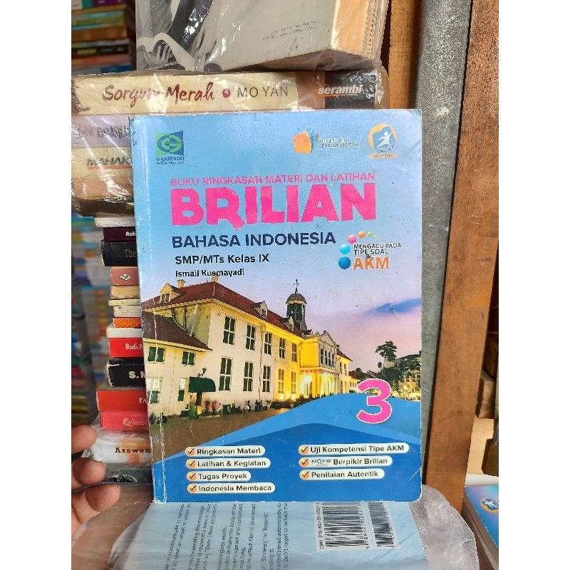 brilian bahasa Indonesia. kelas 3 SMP. tipe soal AKM. grafindo