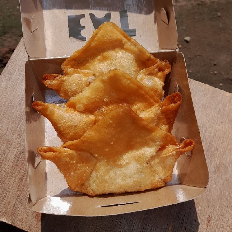 

Pangsit Goreng