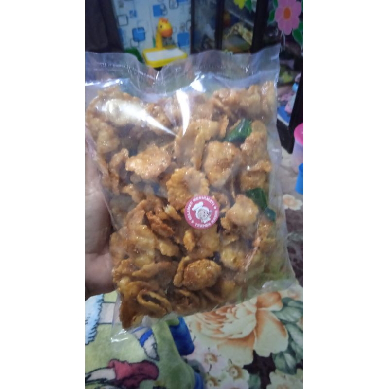 

emping belinjo pedas manis
