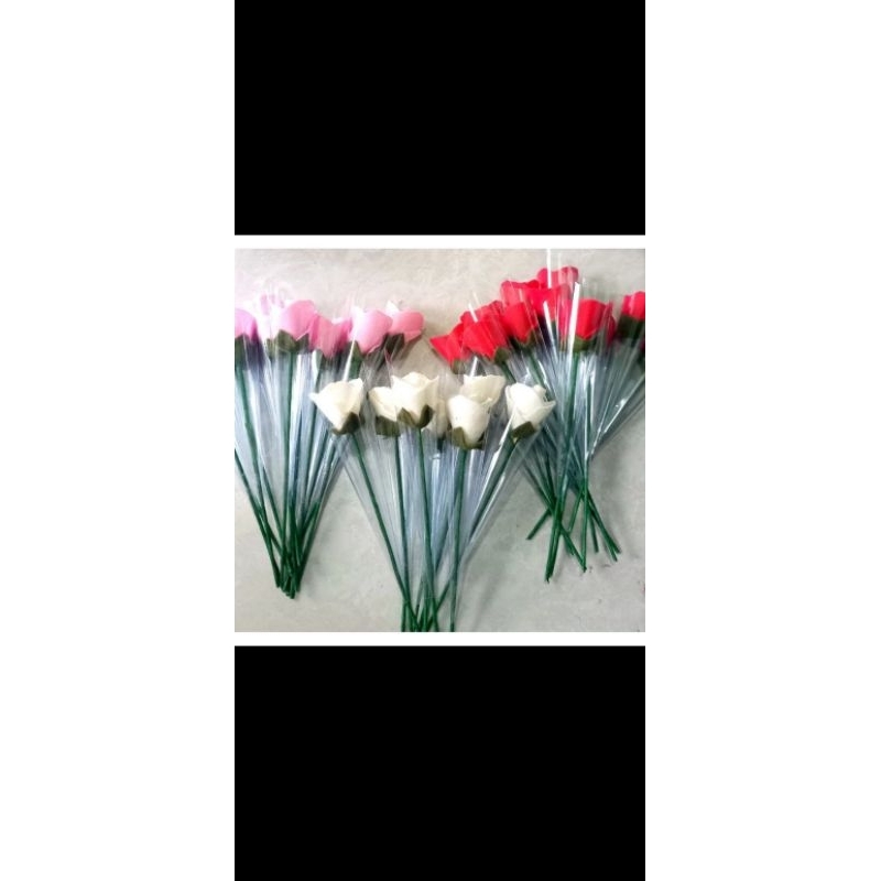 bunga mawar flanel cantik harga satuan, minimal pembelian 15 tangkai