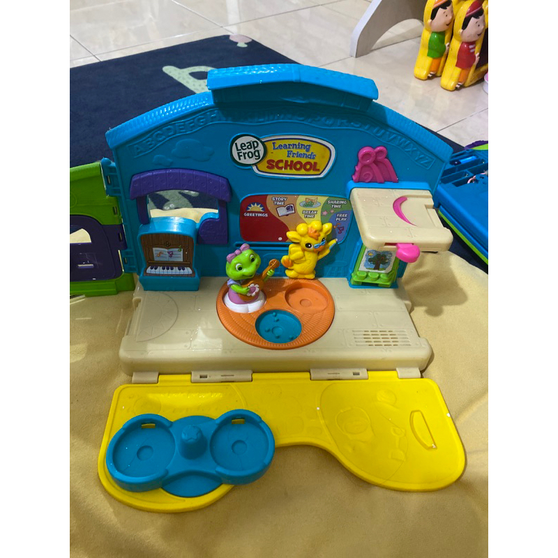leapfrog learning friends school