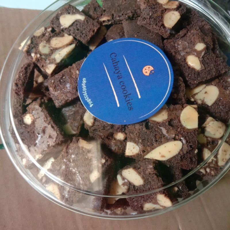 

Brownies Kering | Crispy Brownie 250gr