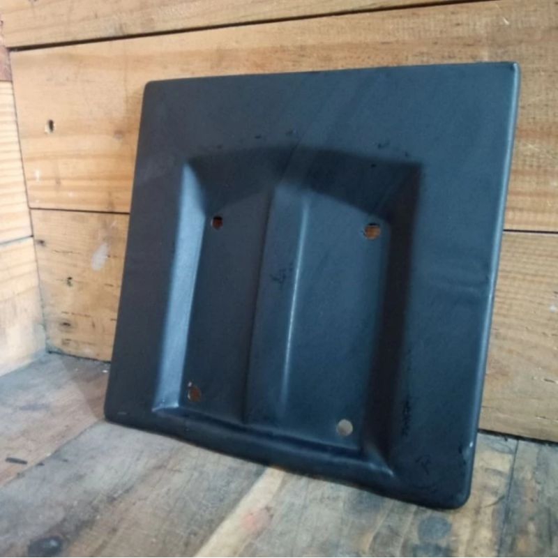 dudukan tatakan plat nomor belakang vespa PTS VBB