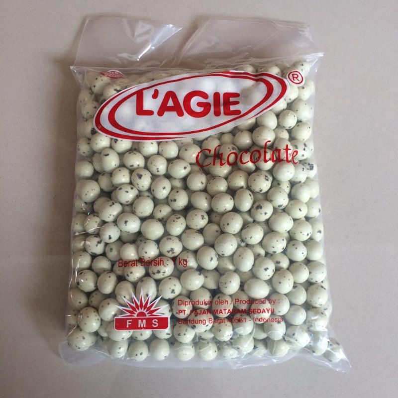 

Lagie planet 1 kg coklat isi kacang tanah