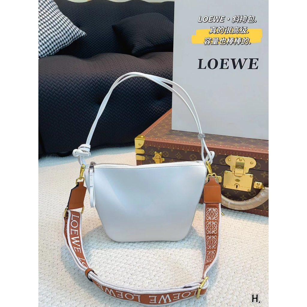 Original LoEWE/Luna underarm bag shoulder crossbody bag