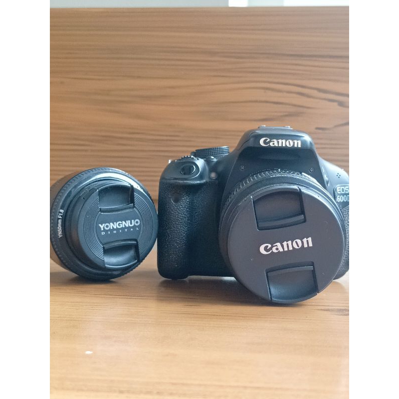 kamera canon eos 600D Original second bekas free lensa fix