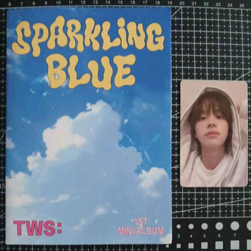 pc photocard tws shinyu hoodie weverse album sparkling blue