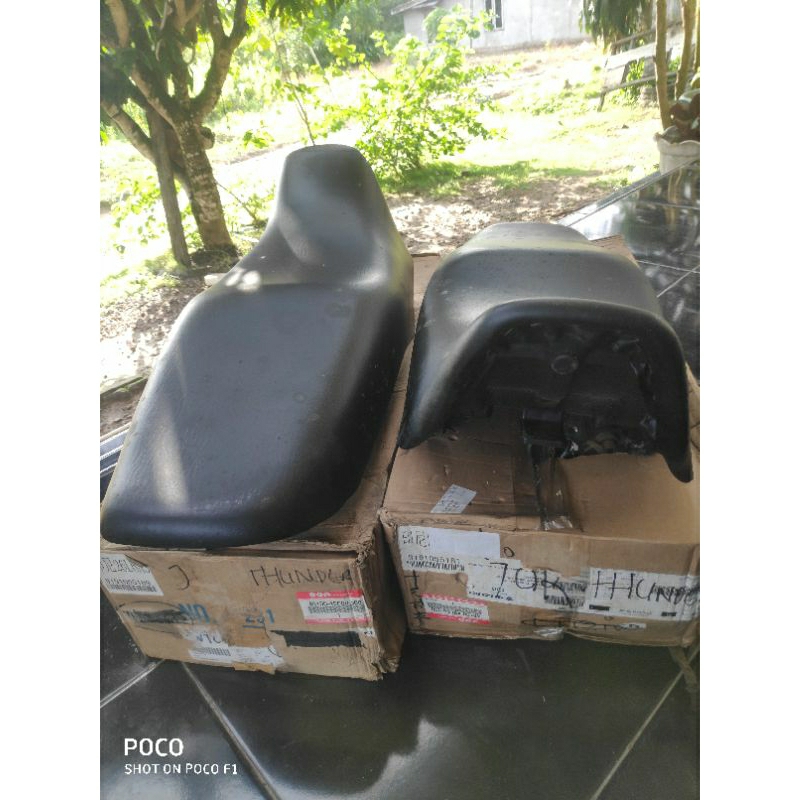 jok/sadel suzuki thunder 125 original SGP