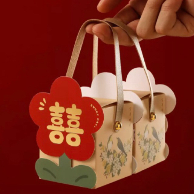 

kotak permen / kotak souvenir / candy box / kotak kesemek / kotak permen jinjing / kotak sangjit / kotak shuangxi / kotak mingel / kotak permen shuangxi