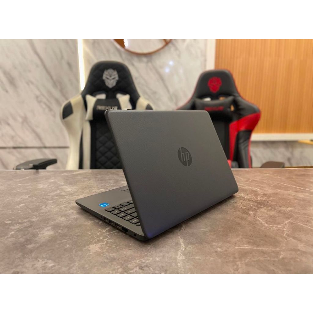 🩸HP 240 G8 Notebook PC🩸