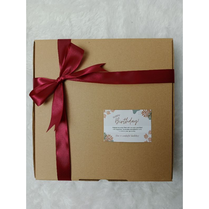 

BOX KADO GIFT HAMPERS ULANG TAHUN