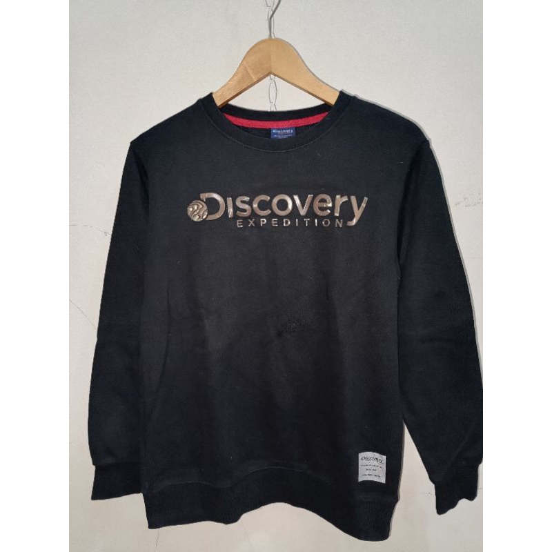 Discovery Crewneck vintage hitam minus second