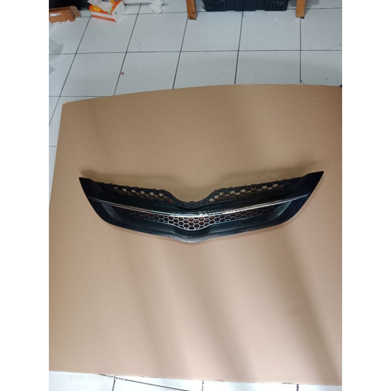 GRILL depan toyota  Vios Gen 2