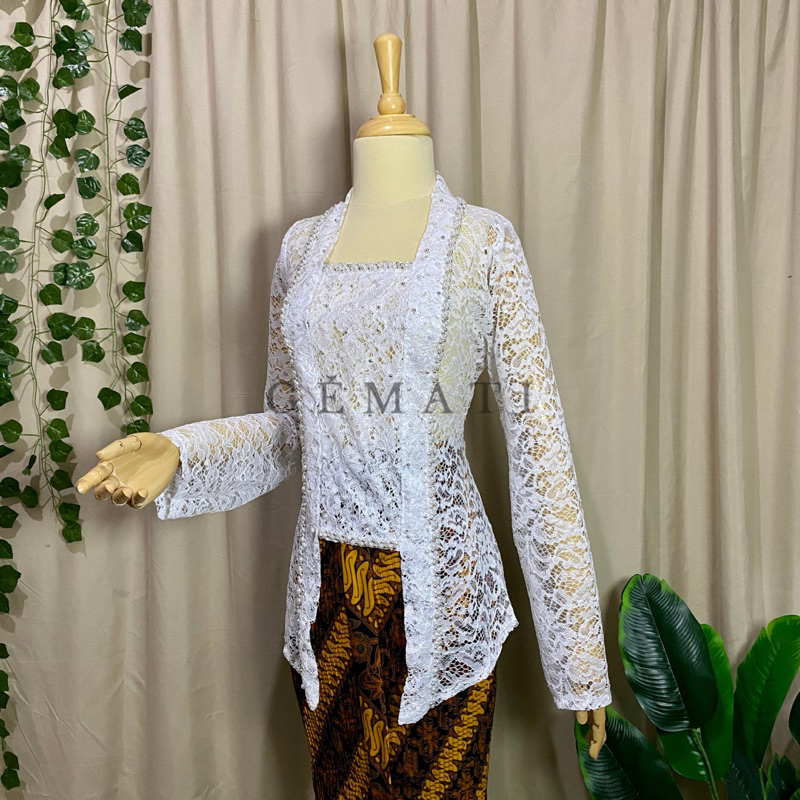 Kebaya Kutubaru Modern Hasya | Kebaya Kutubaru Brokat Lengan Panjang
