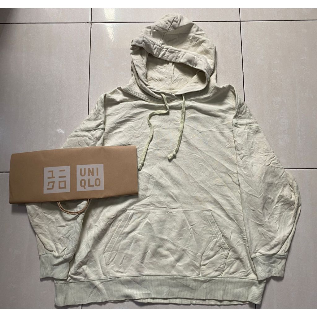 UNIQLO. Jaket/Hoodie Original Second Nominus Size XL Bandung