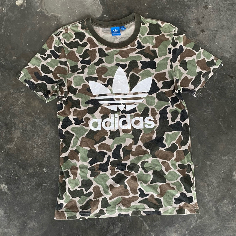 KAOS / T SHIRT ADIDAS CAMO TREFOIL