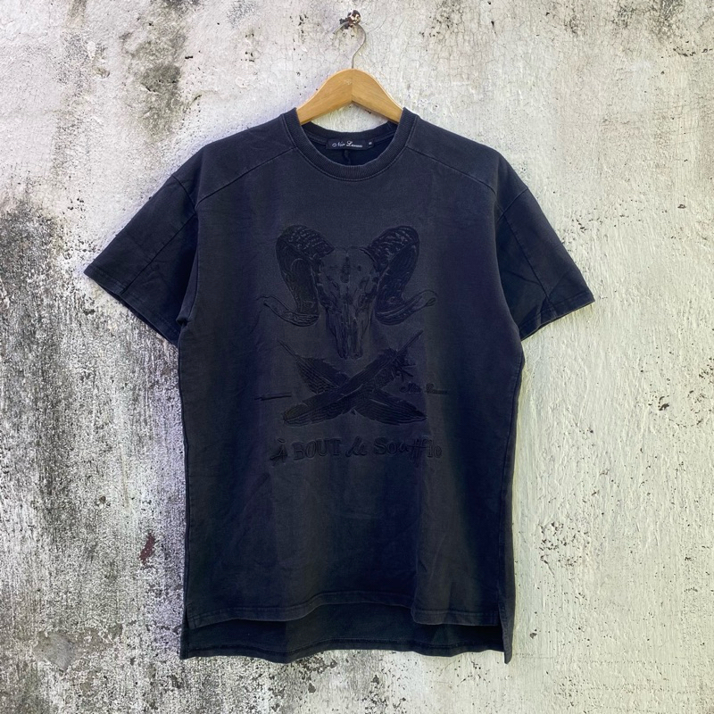 Kaos Noir Larmes - Size S fit L - Baju