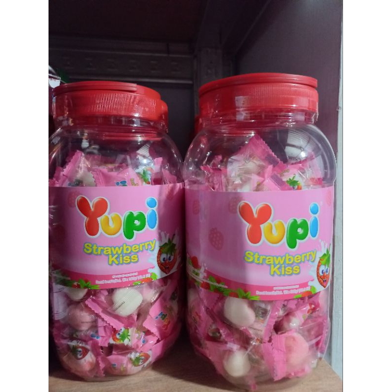 

YUPI STRAWBERRY KISS 300gr
