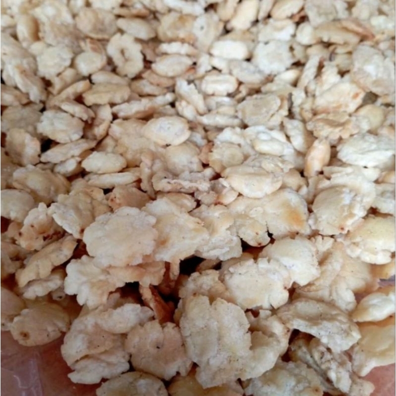 

Emping melinjo kletuk ukuran 1 biji tidak terlalu gepeng (mentah/matang) ½kg