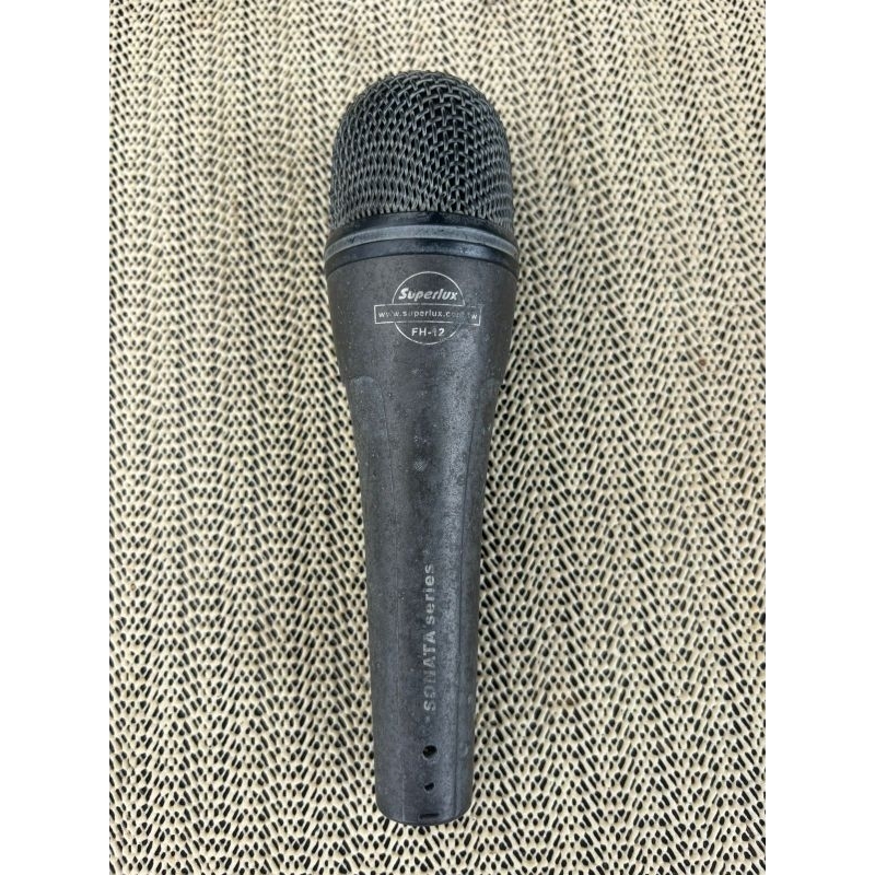 MICROPHONE SUPERLUX