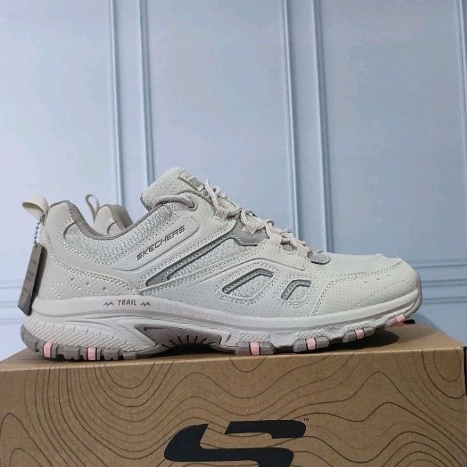 SKECHERS HILLCREST - WOMEN'S TRAIL OUTDOOR SHOES