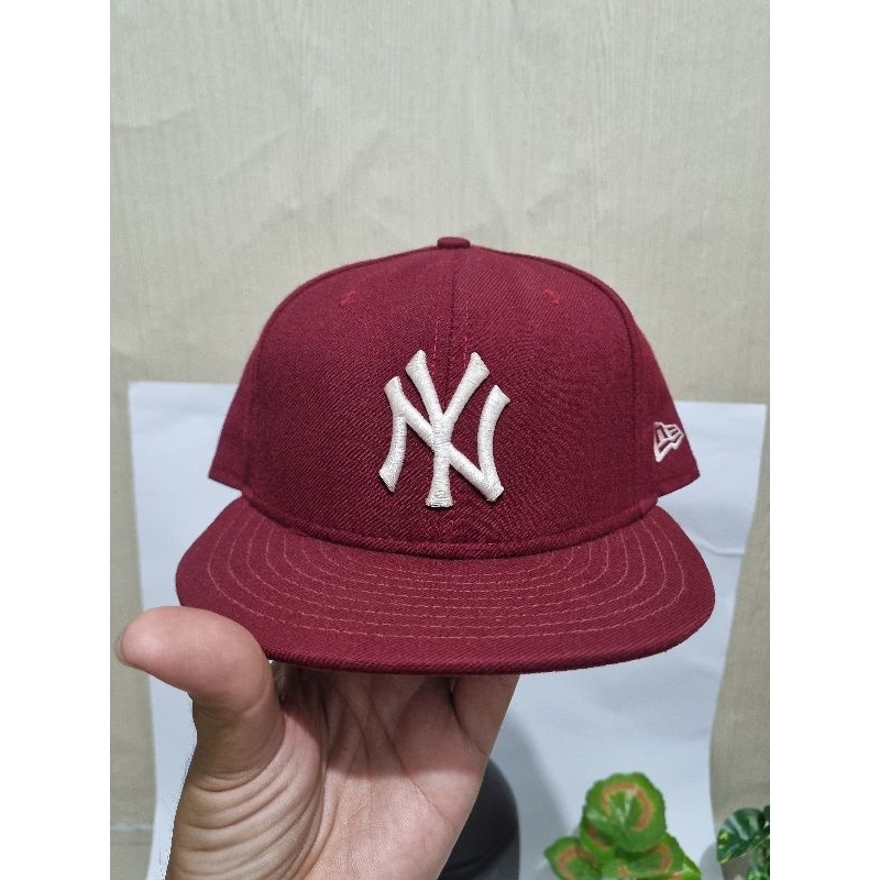 Topi Build Up New Era NY Merah Maroon
