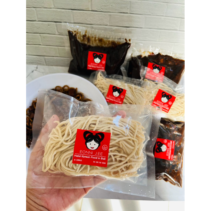 

Jjajangmyeon