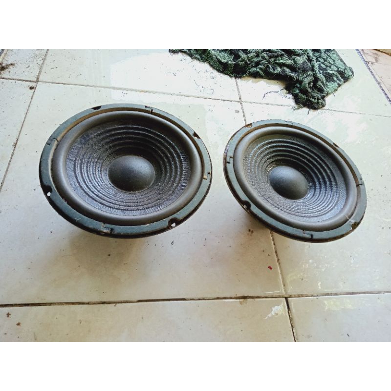 sepasang speaker 8 inch middle