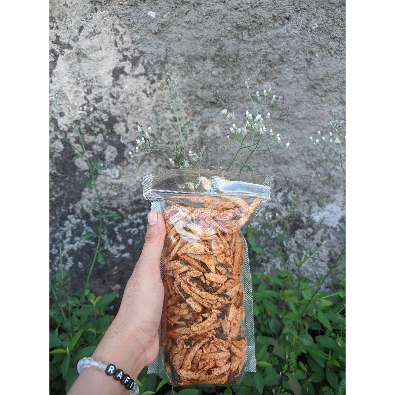 

BASRENG STIK PEDAS DAUN JERUK UK 200GRAM
