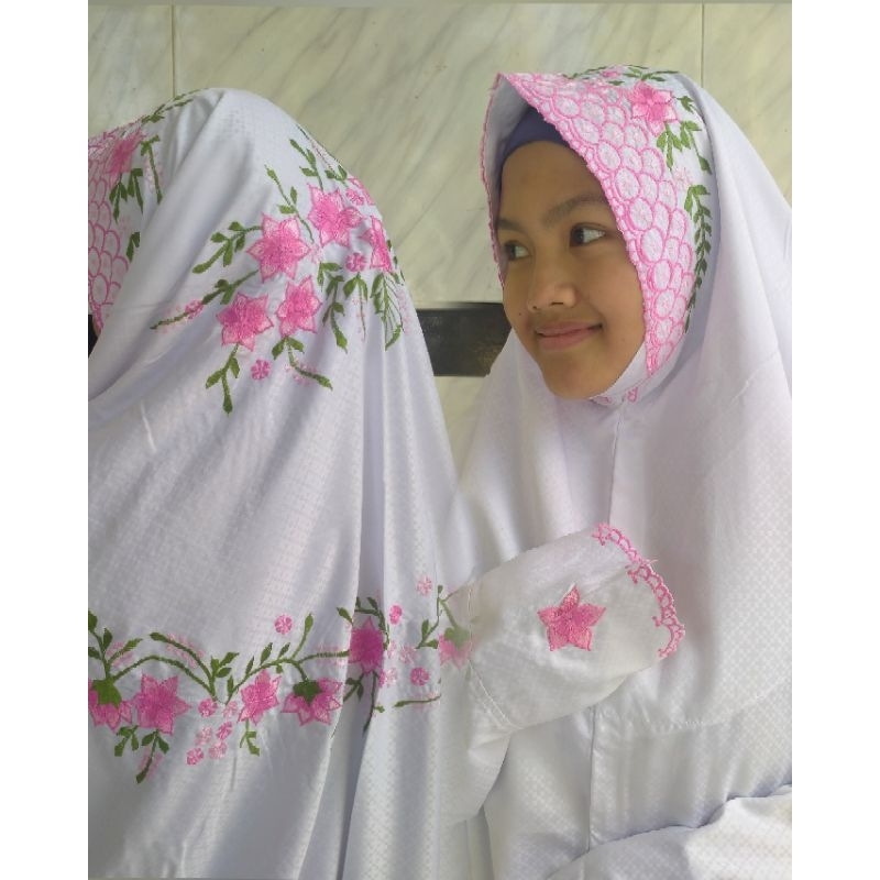 Mukena Almukhtar bordir halus bahan sutra nik nik ukuran remaja model lajuran
