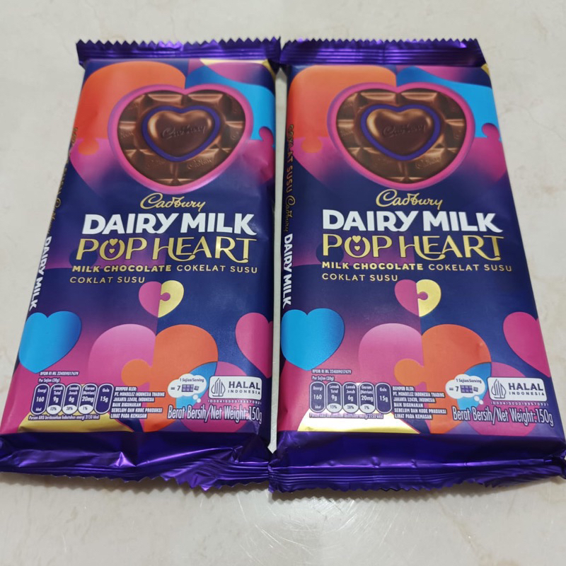 

Paket Bundling 2 Pcs Cokelat Cadbury Dairy Milk Pop Heart 150 gr
