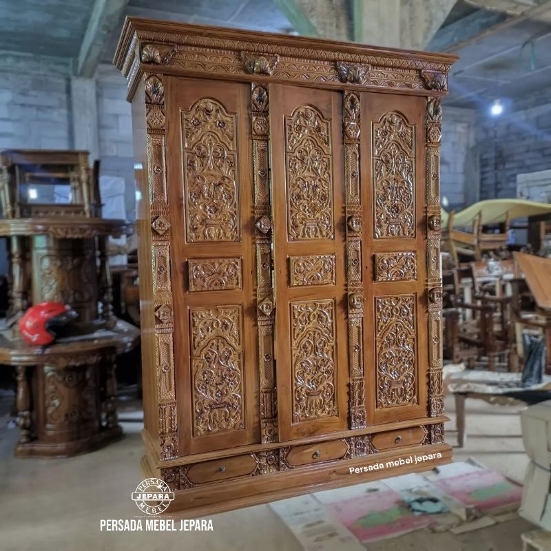 Almari pakaian gebyok / Almari pakain / Almari ukir jati jepara / Almari / Almari jati / Lemari paka