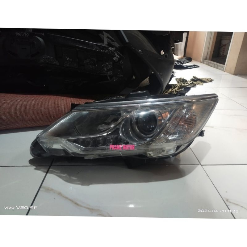 HEADLAMP TOYOTA CAMRY HYBRID 2015-2017